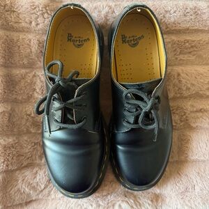 Dr. Martens 1461 WOMEN'S SMOOTH LEATHER OXFORD SHOES